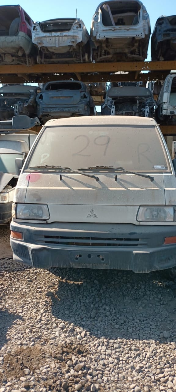 CAPOT Mitsubishi L300 2008  USADO EN DESARME